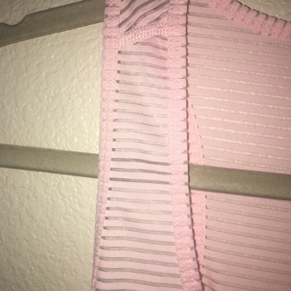NWT! Medium Xersion Lt. Pink Sheer Tank Top - Picture 5 of 6